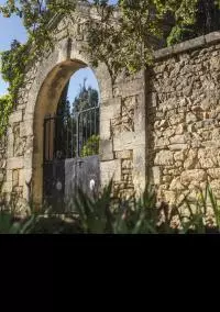 Bâtisse dans les Côtes du Rhône Gardoises