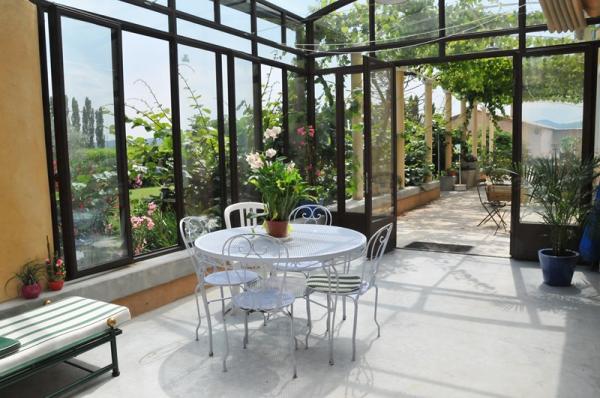 Holiday cottages Le Mas des Iles : L'Atelier de Fernand