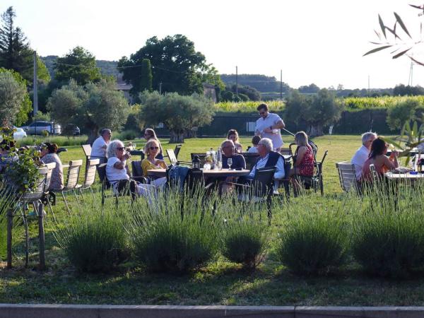 Food & wine pairings (Summer + Winter) at Domaine les Amoureuses