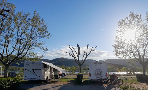 Camping "Les Îles de Silon"