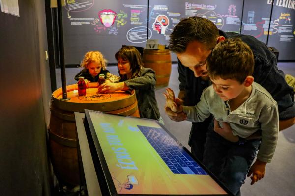 Néovinum : visite du parcours sensoriel et immersif