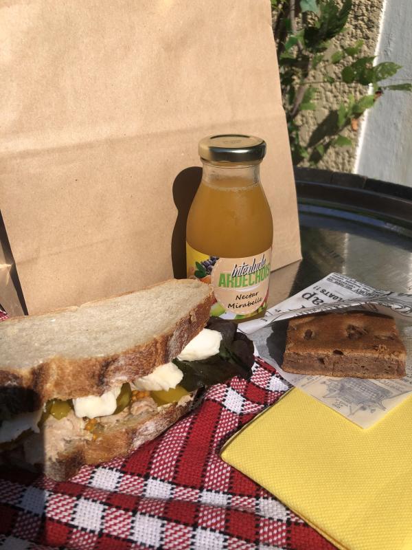 The Marmitroll's picnic basket